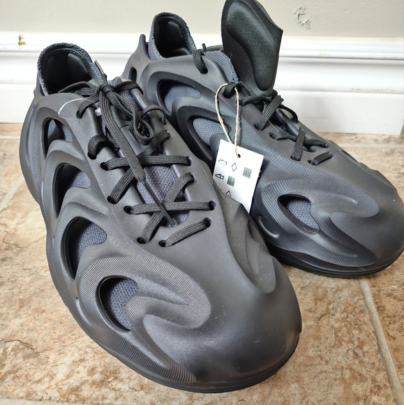 Adidas mens Adifom q NWOB - Picture 2 of 7